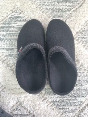 Stegmann - Wool Clogs/ House Slippers – Estimated Women's Size 8.5–9